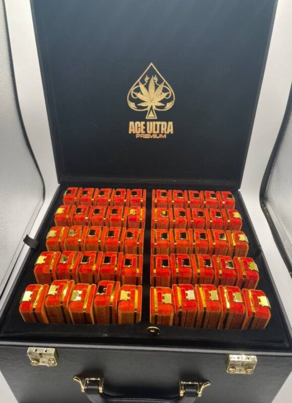 Ace Ultra Premium Disposable